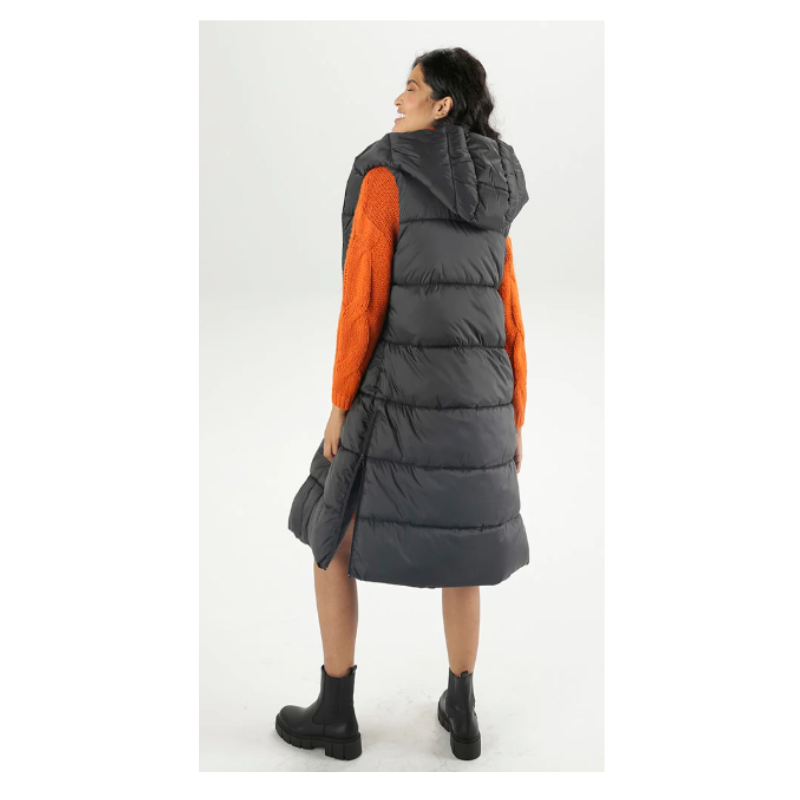 Anistoni naiste vest