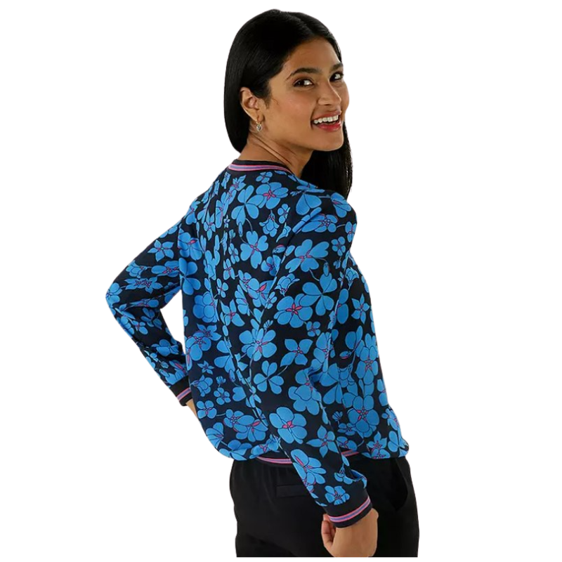 Kaunis pluus firmalt Aniston