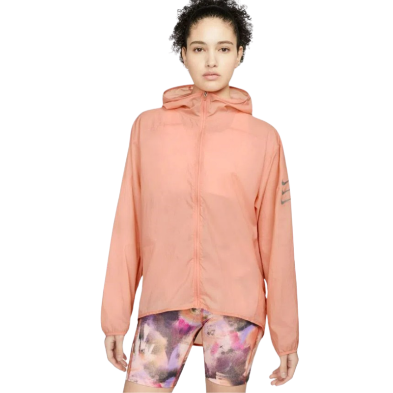 Tuulejope firmalt Nike