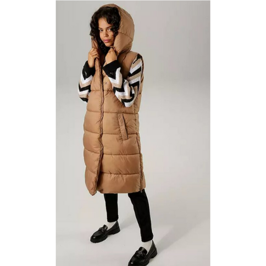 Anistoni tepitud vest